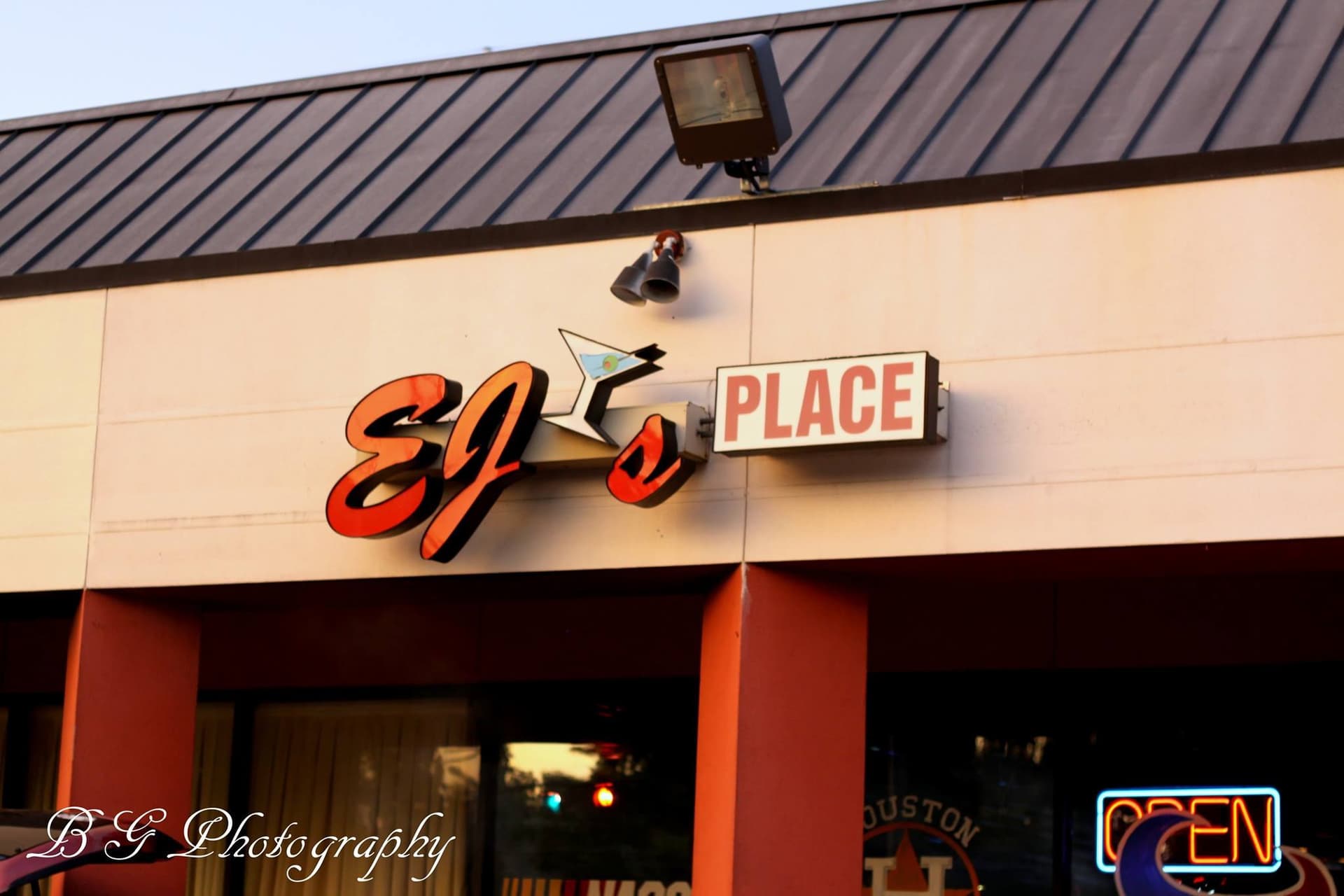 EJ's Place