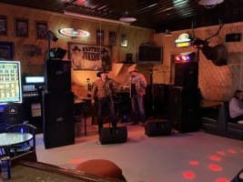 Jackson's Bar