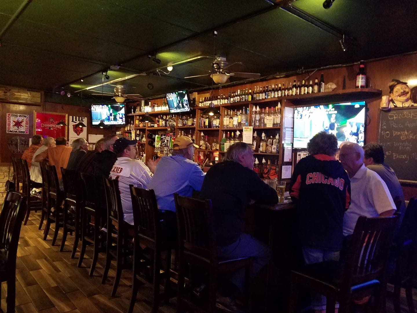 Stilin’s Neighborhood Pub & Grill